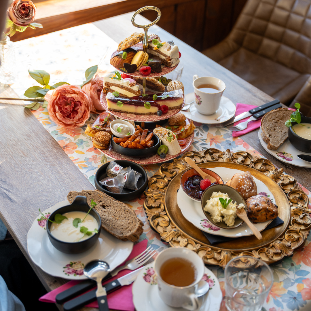Luxe High Tea bij Buitengoed De Reünie