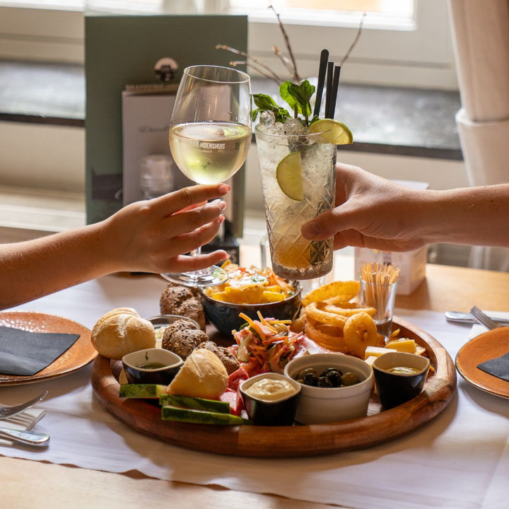 Borrelplank bij Brasserie Hoenshuis en HeerluX