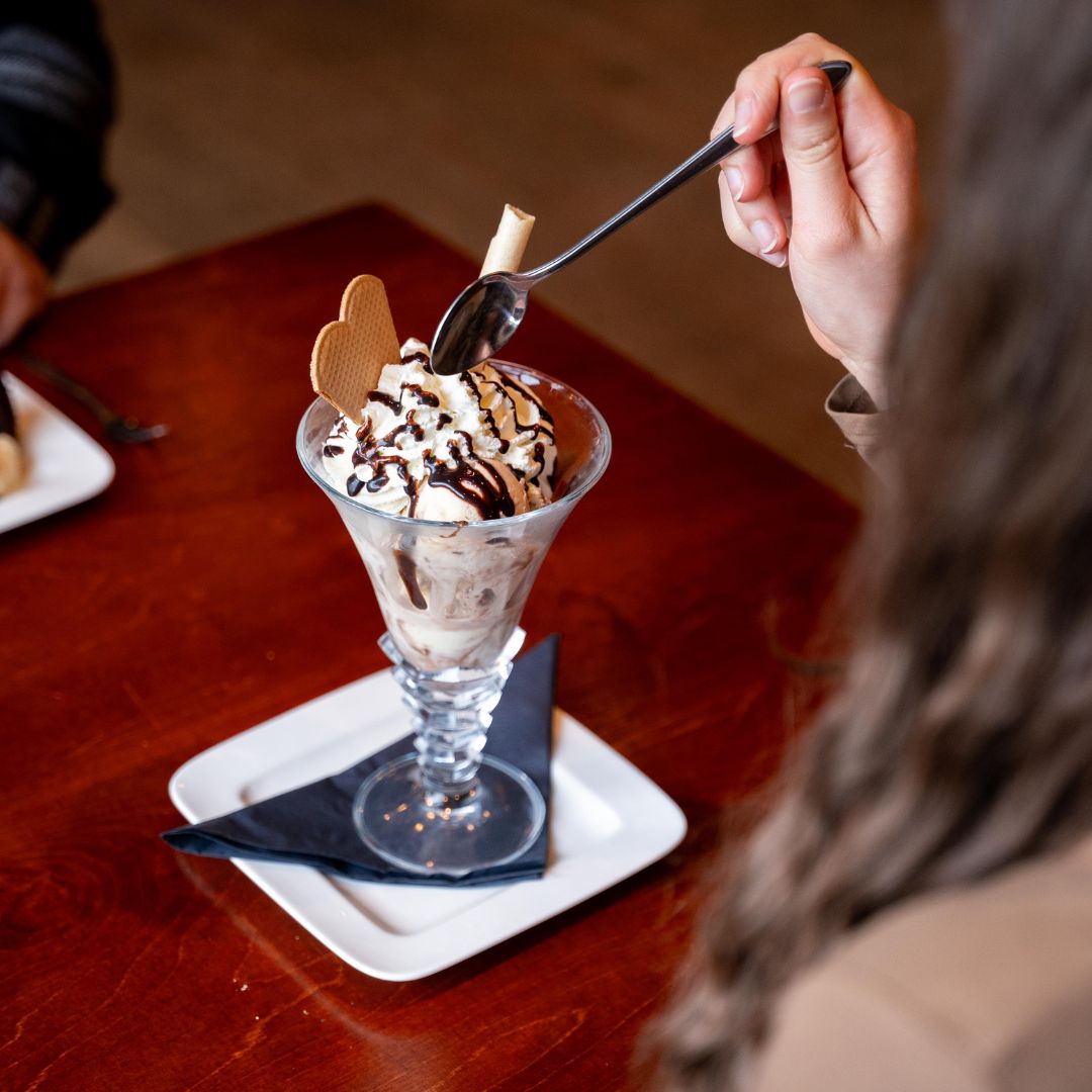 Dessert bij Grandcafé Bie de Tied in Kelpen-Oler