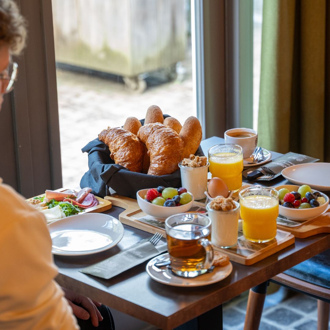 Ontbijtplank bij Brasserie Bie De Groeve in Meerssen